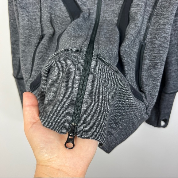 Lululemon In Stride Jacket Black / Wee Stripe Black Heathered Black women 8 - Picture 8 of 15